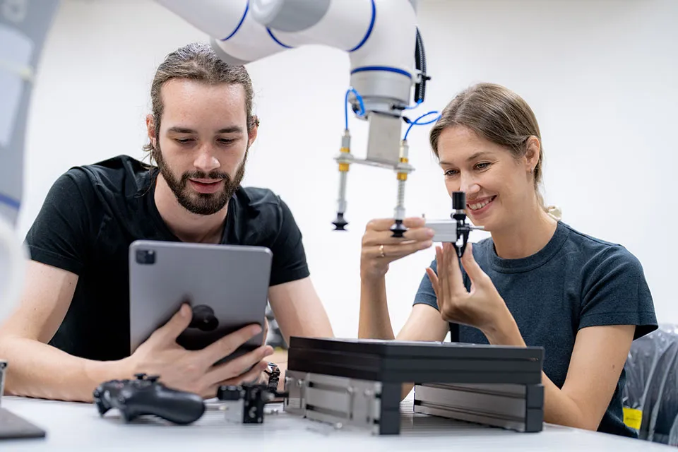 How Comprehensive Patent Invalidity Searches Strengthen Legal Strategy